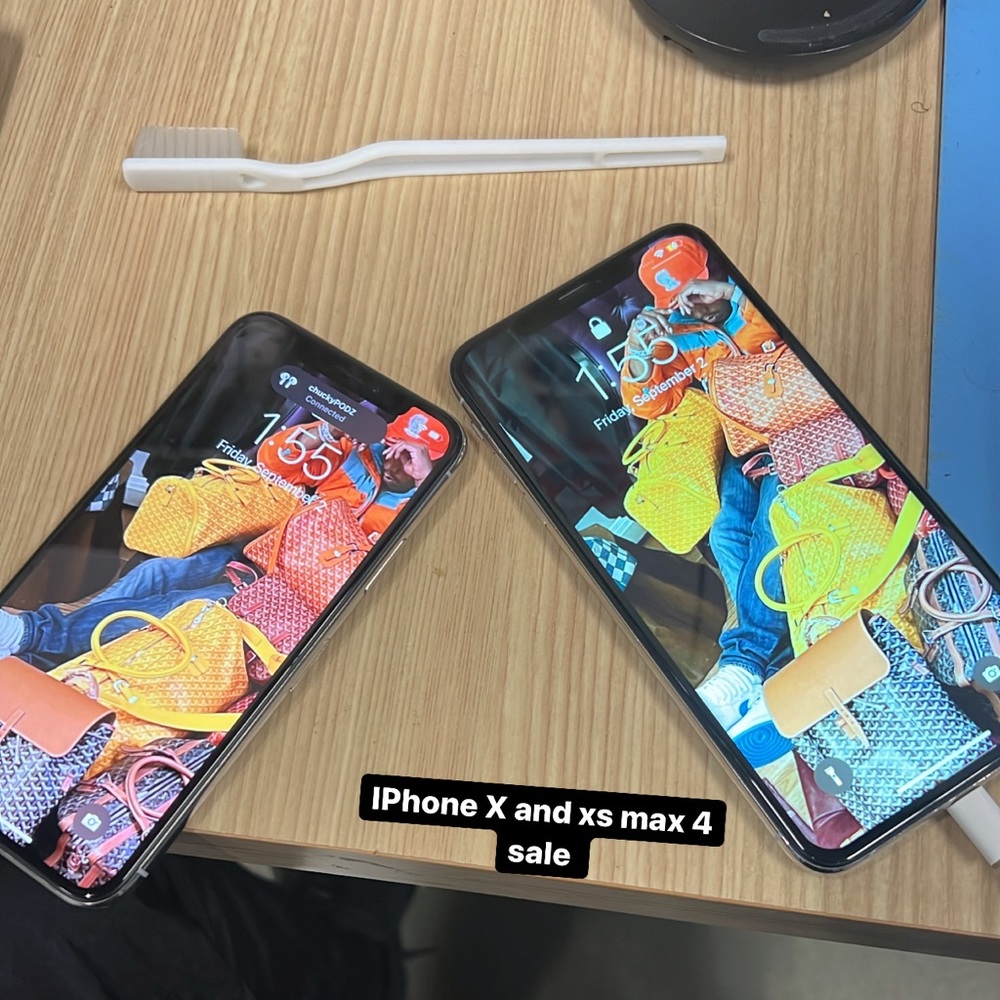 iPhone XS Max 64gb white unlocked